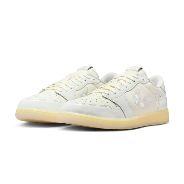 Air Jordan 1 Low OG Floral Swoosh - profile