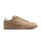 SB Dunk Low Pro B Parachute Beige - side view