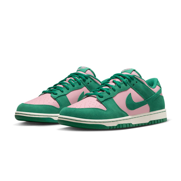 Nike Dunk Low Retro SE Back 9 the Masters medial view