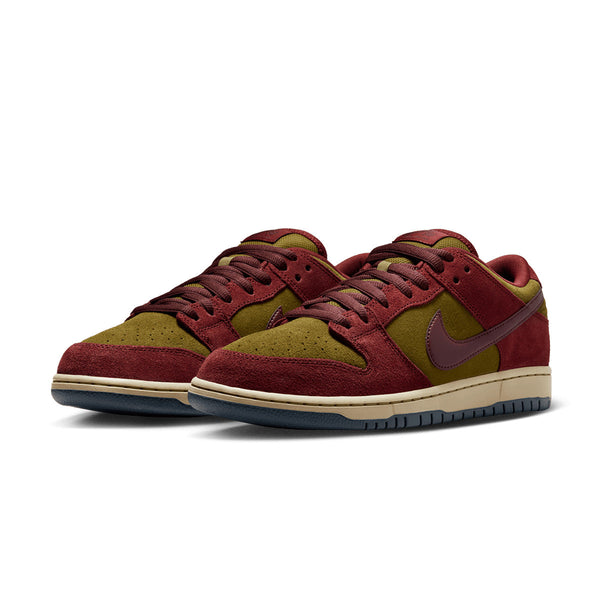 SB Dunk Low Pro Dark Team Red Olive Flak - profile