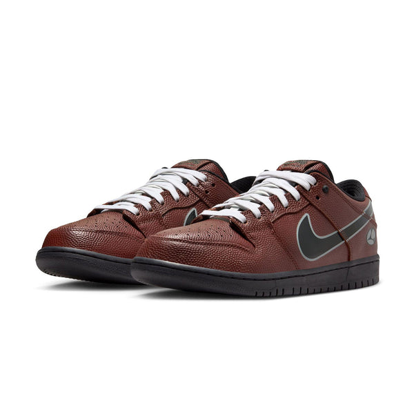 Limosine Skateboards SB Dunk Low Pro Football - profile