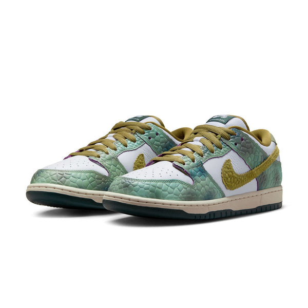 Alexis Sablone SB Dunk Low Oil Green - profile