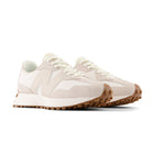 New Balance Wmns 327 Moonbeam Timberwolf - Angled View