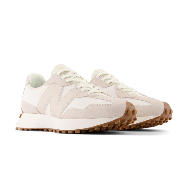New Balance Wmns 327 Moonbeam Timberwolf - Angled View