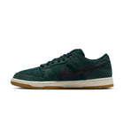 SB Dunk Low Pro Deep Fir - detail