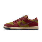 SB Dunk Low Pro Dark Team Red Olive Flak - detail