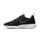 Nike Roshe Run Black White - Detail View