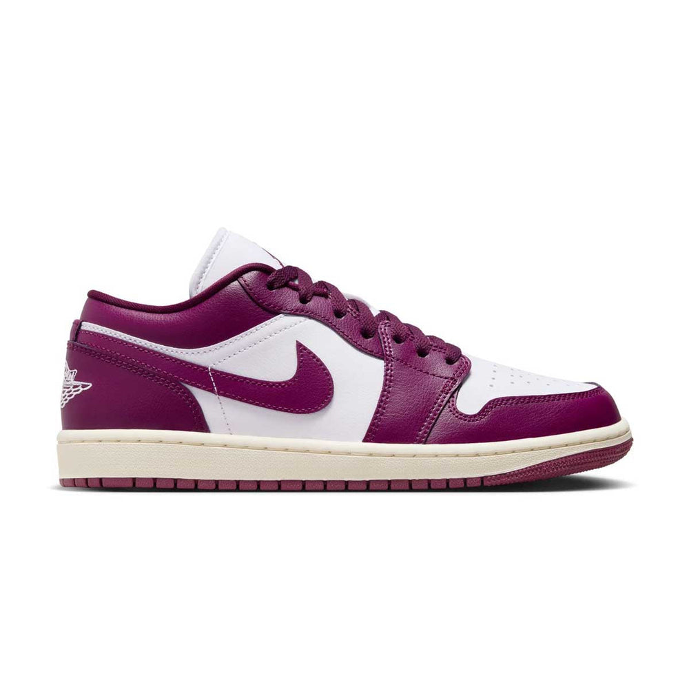 Jordan Brand Wmns Air Jordan 1 Low 'Fireberry'