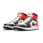 Jordan Brand Wmns Air Jordan 1 Mid SE 'Newsprint'