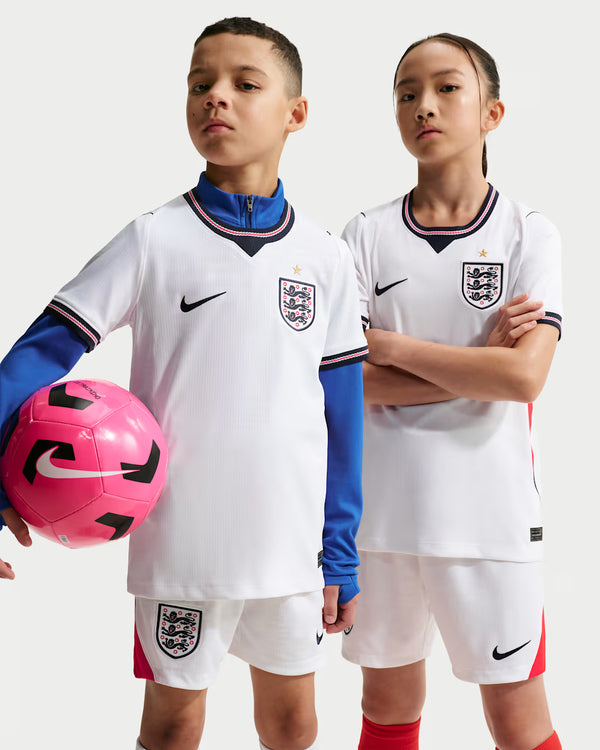 England 2026 Stadium Home Older Kids' Nike Dri-FIT Football Replica Shirt (IB5111-100)