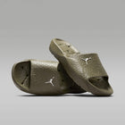 Jordan Franchise Shower Slides Olive HQ2163-201 view 2