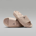 Jordan Franchise Shower Slides Khaki HQ2163-200 view 2