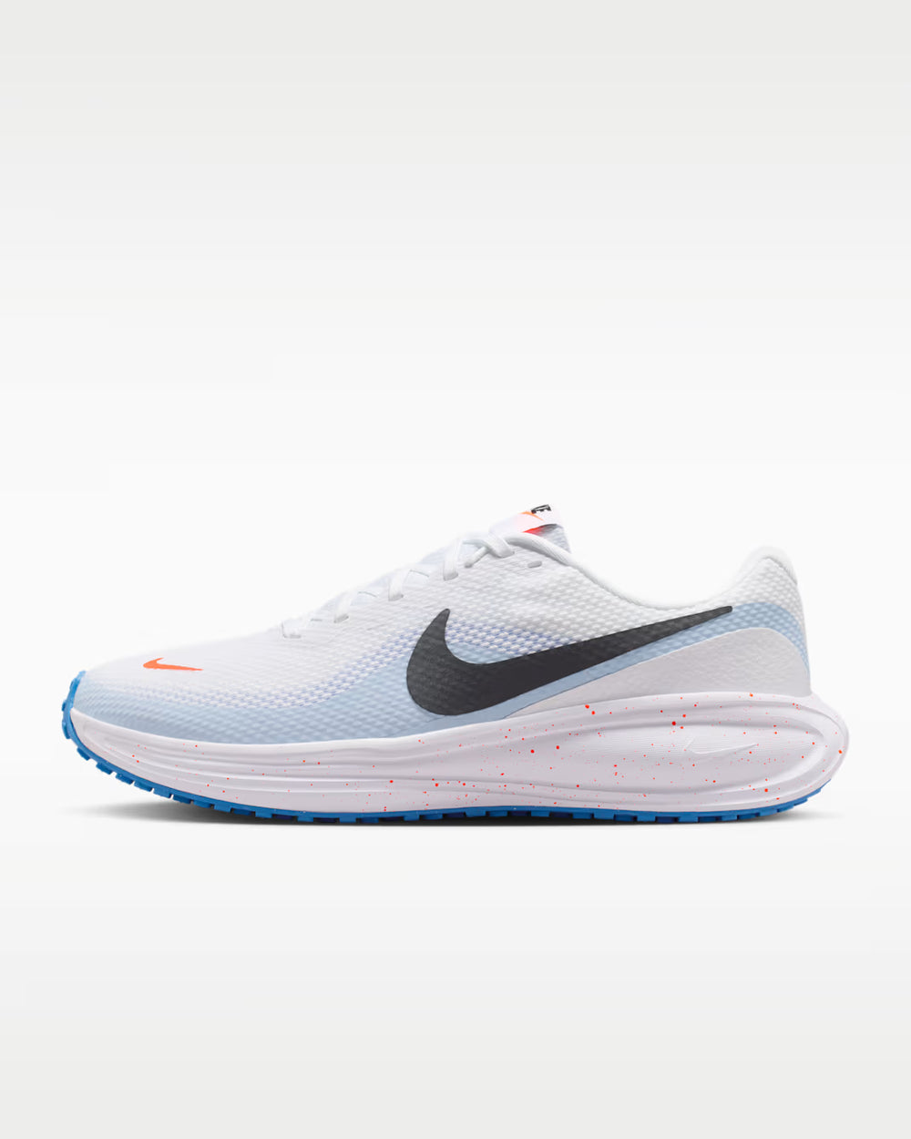 Nike Revolution 8