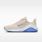 Nike Bella 7