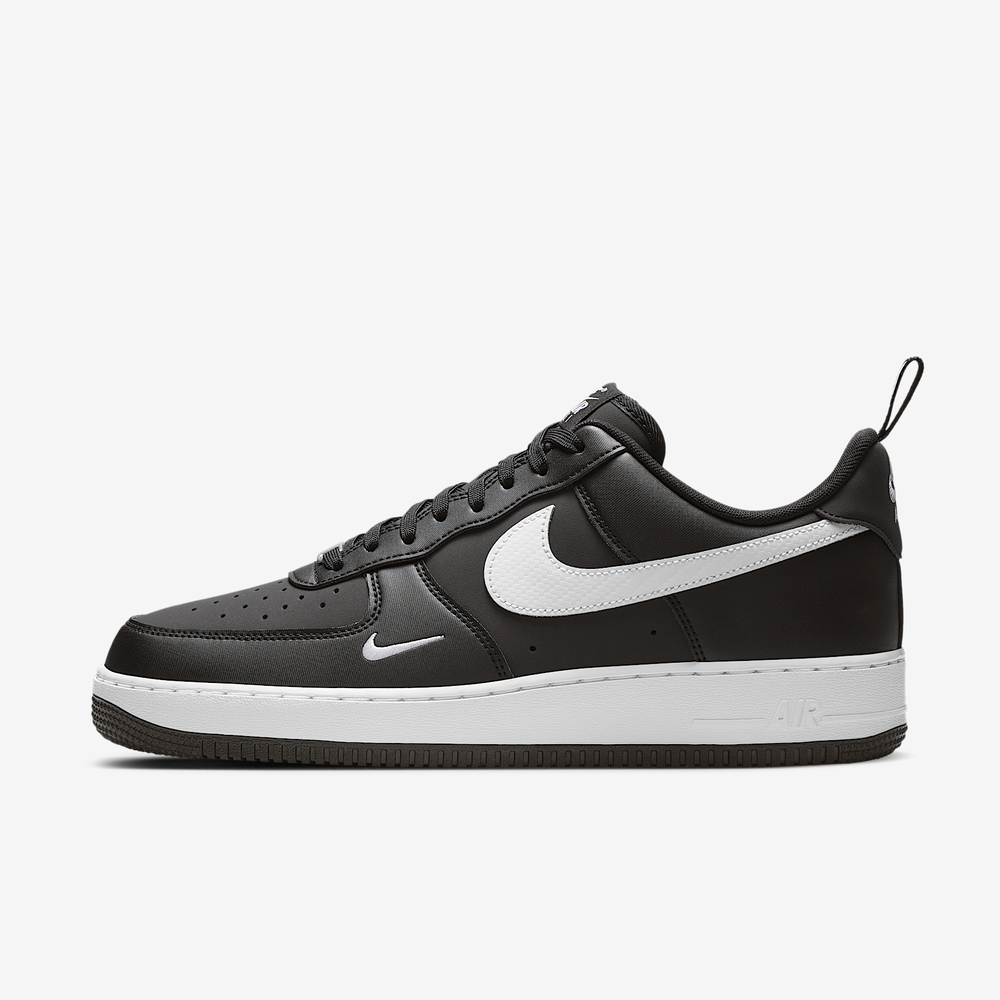Nike Air Force 1 07 Black White