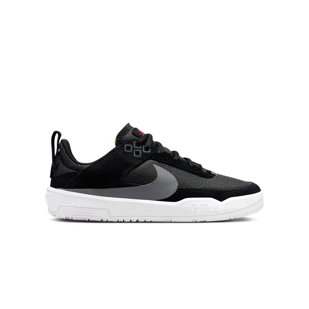 Nike Kid's SB Day One 'Black White'