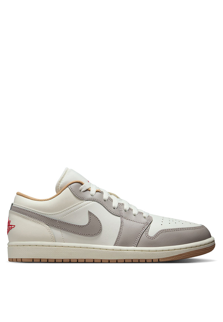 Jordan Air Jordan 1 Low Shoes