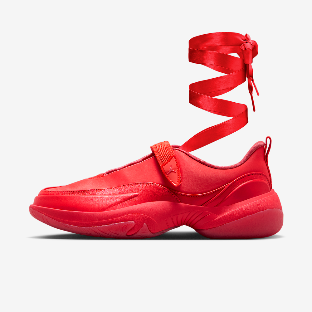 Jordan Pointe 'Chile Red Deep Maroon' (W)