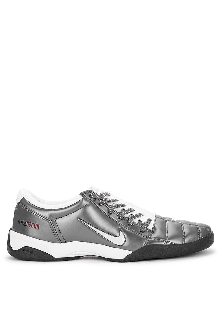 Nike Total 90